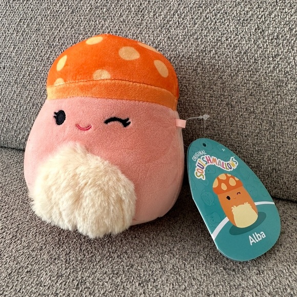 Nwt  🍄 Squishmallows Alba the Mushroom With Fuzzy Belly 5" - Picture 2 of 5